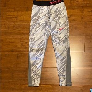 Nike Pro leggings